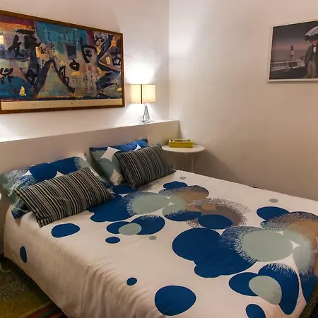Apartment Casa Genia *